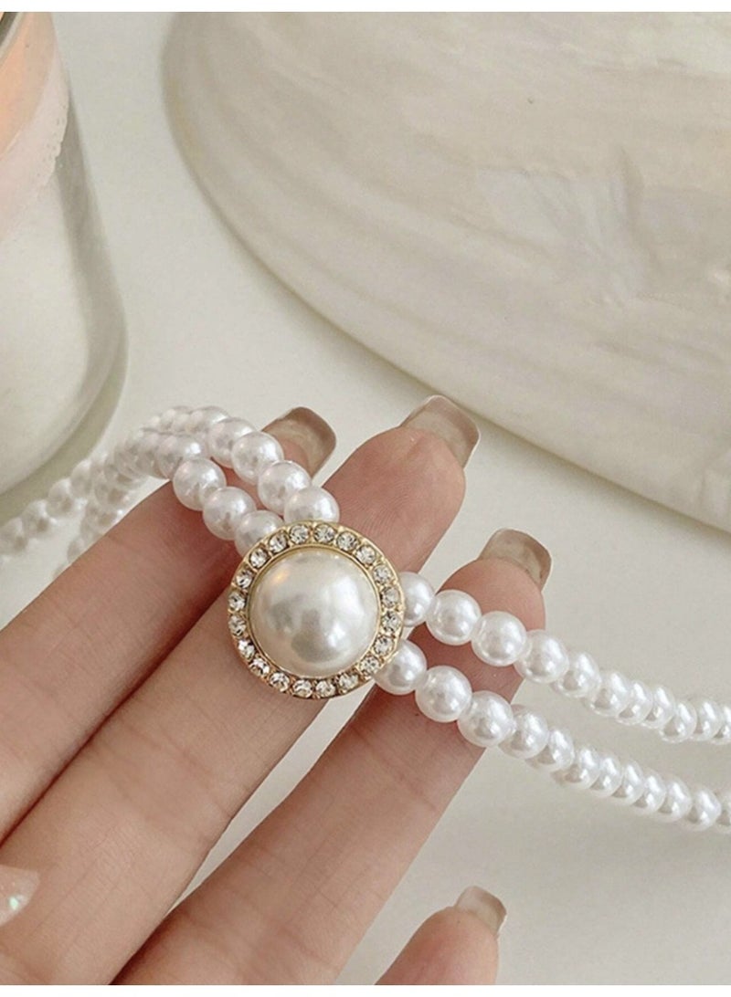 veya A Necklace Adorned With A Diamond Bearl And Matching Earrings Complete This Elegant And Feminine Set. The Set Highlights The Delicate Details And Luster Of The Bearls, Making It The Berfect Choice For Special Occasions Or Even Everyday Wear. - Image 4